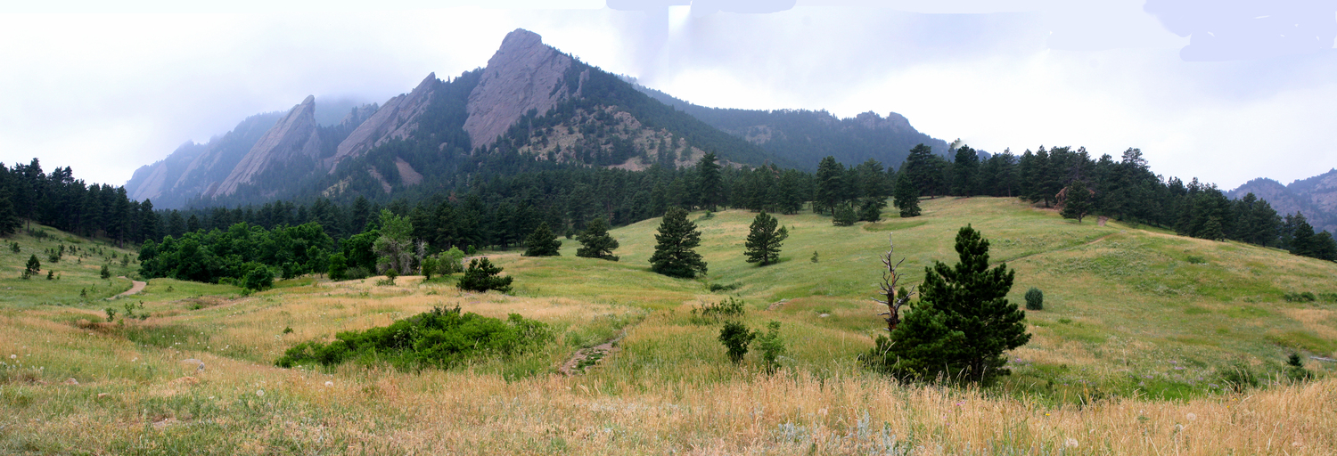 the bottom of estes in the flatirons