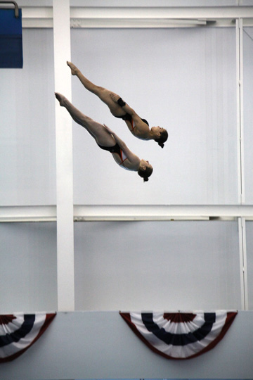 peo_tandem back dive_277