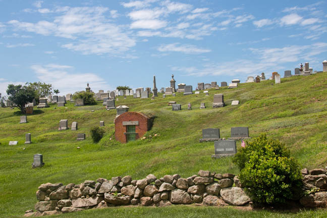 RI_Cemetary on a hillside